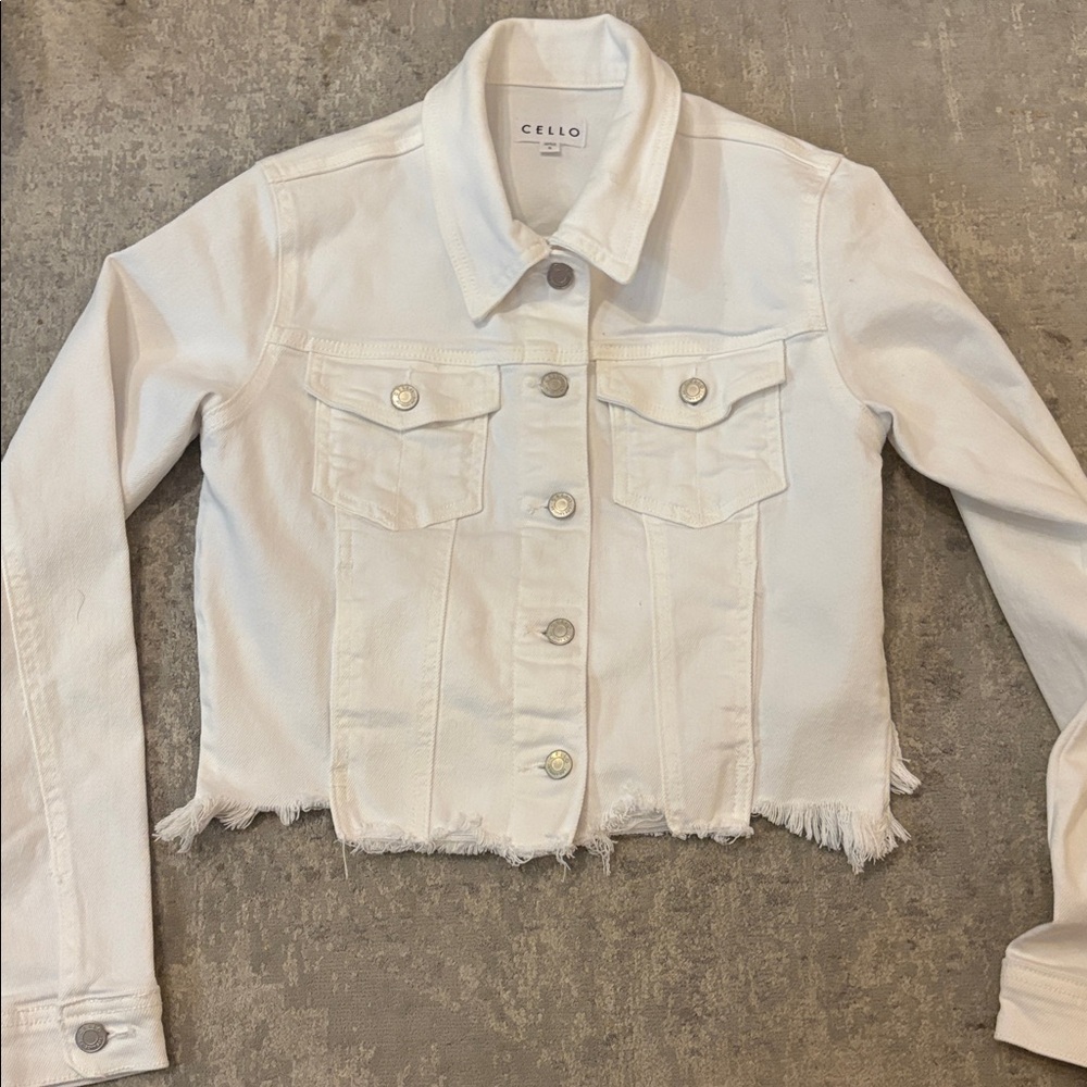 Cello Women’s White Denim Jacket Size Small